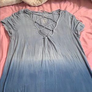 V-neck American Eagle top